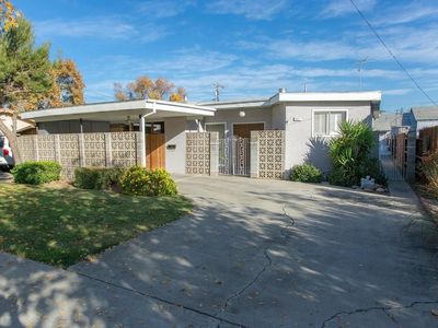 922 J St, Los Banos, CA, 93635