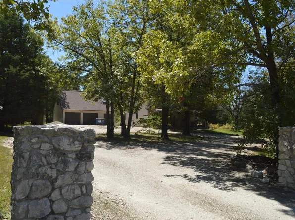 26 Gap Rd, Tunas, MO 65764