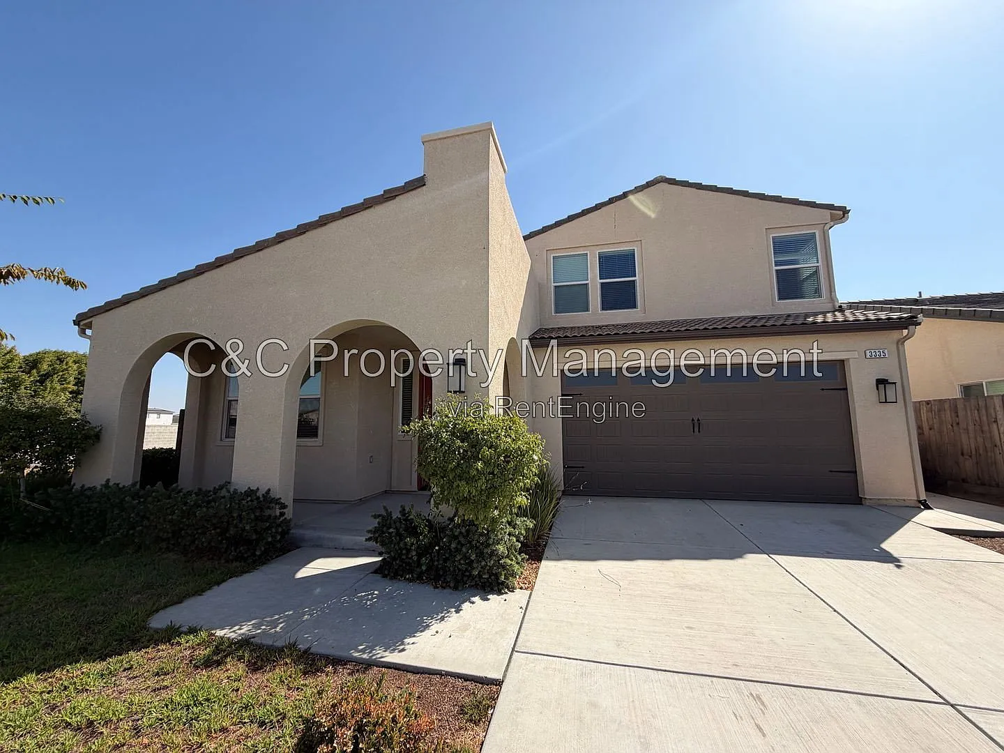 4 bed, 3.0 bath, 2419 sqft, $2,750 — Photo 1