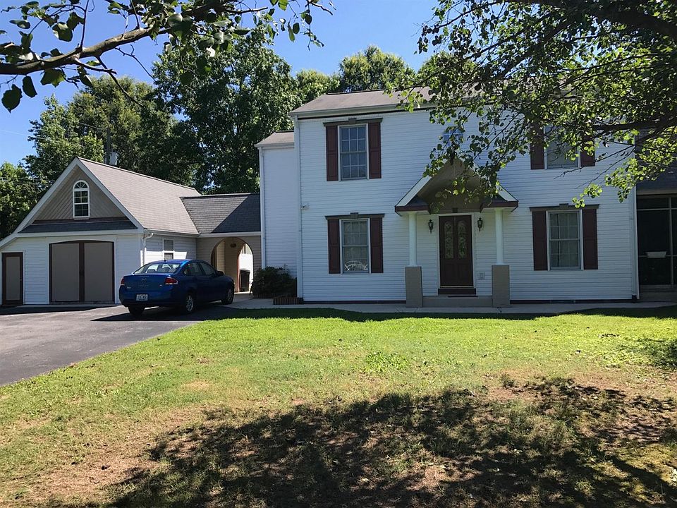 1st image of 247 Lakewood Way