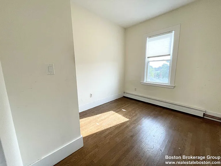 Buttonwood St — Photo 11