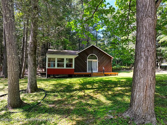 2nd image of 234 Canary Hill Road