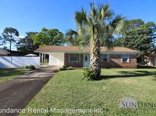 328 Harbor Pl, Fort Walton Beach, FL 32548