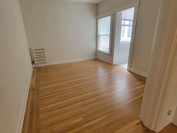 5th image of 1140 Pine St