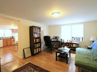 133 Pine St APT 1, Cambridge, MA 02139