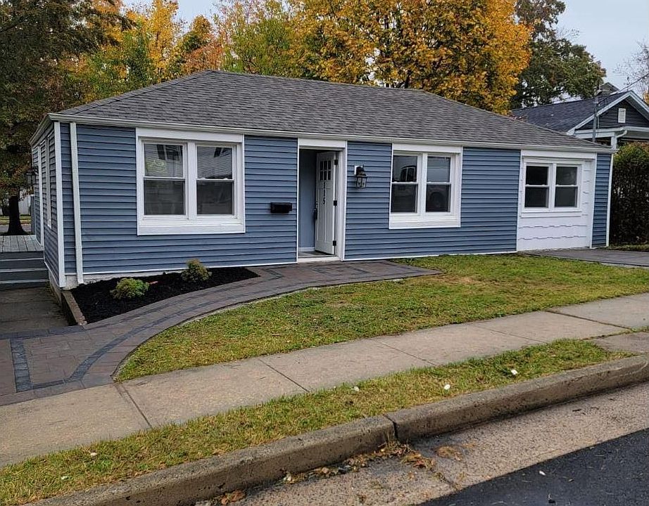 1st image of 115 Barnard St