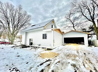 1030 E 8th St, Des Moines, IA 50316