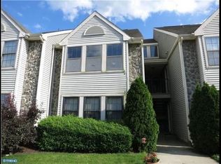40 Bridgewater Dr, Marlton, NJ 08053