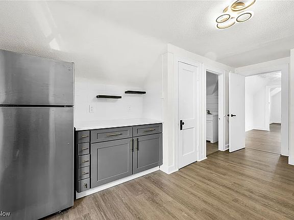 2nd image of 16119 Clifton Blvd Floor 3