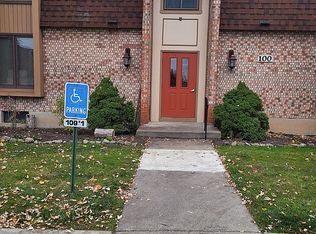 100 Charter Oaks Dr APT 3, Amherst, NY