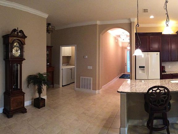 Great floor plan!