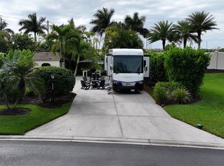 4628 Southern Breeze DR, NAPLES, FL 34114