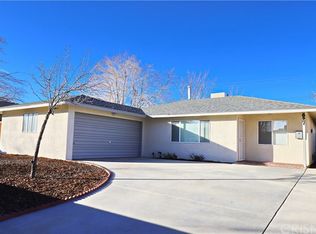 627 E Oldfield St, Lancaster, CA 93535