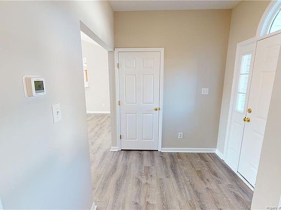 3rd image of 563 Cypress Pond Dr
