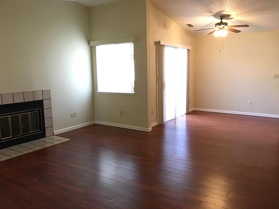3rd image of 3600 Winegarden Dr