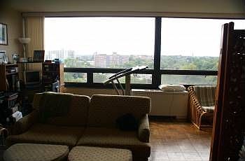 2nd image of 4000 N Charles St Unit 1011