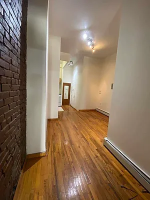 Rented by Best Apartments North Inc | media 18