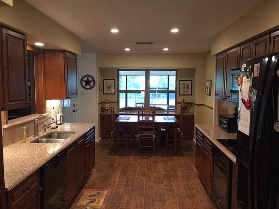 3rd image of 123 Wild Timber Dr
