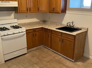 88 Harrison St #105, Fall River, MA 02723