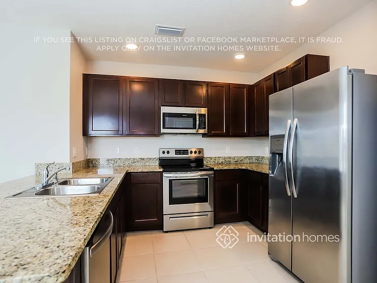 3871 Golden Oriole Pkwy — Photo 5