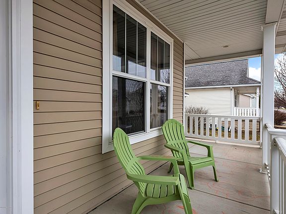 4th image of 475 Buteo Dr