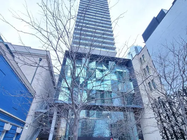 224 King St W #903, Toronto, ON M5V 1N3