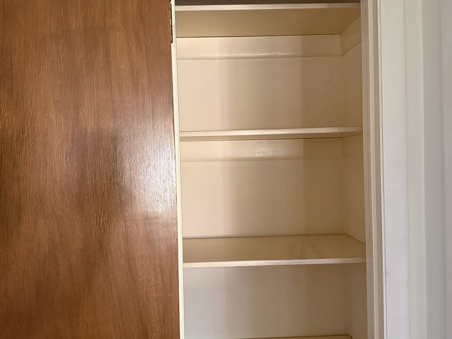 2 bed, 950 sqft, $1,100 — Photo 4