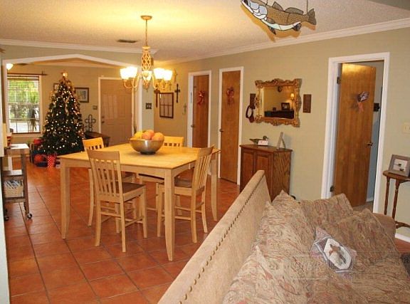 4th image of 722 Hunter Dr