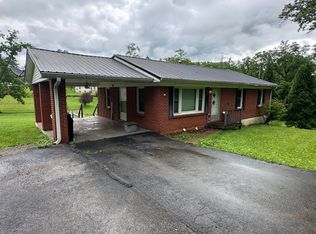 909 Appen Ave, Columbia, KY 42728