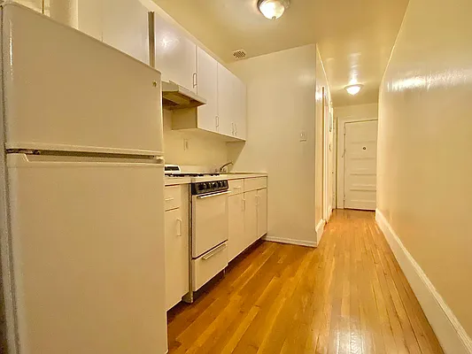 Rented by Oxford Property Group | media 15