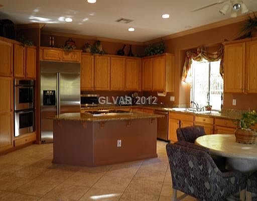 4th image of 10448 Mezzanino Ct