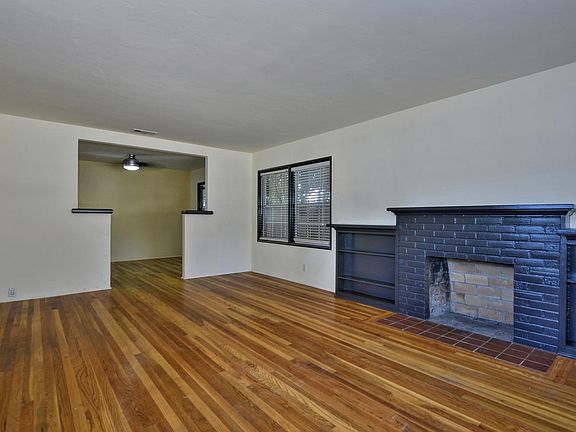 3rd image of 1158 Fewtrell Dr