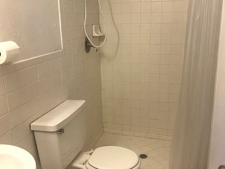 1781 E Missouri St — Photo 24
