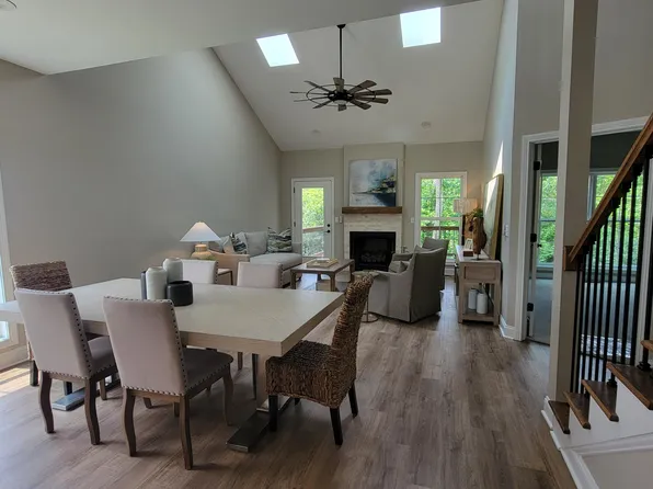 236 Sugartree Ln, Versailles, KY 40383