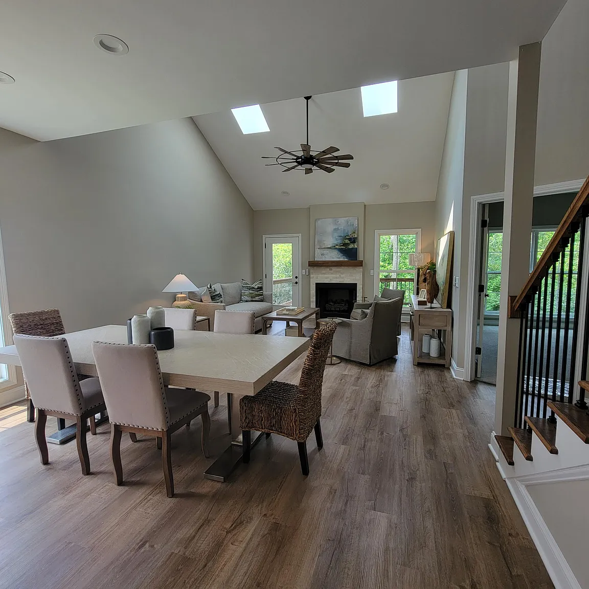 236 Sugartree Ln photo 1