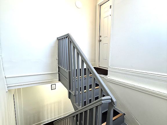 3rd image of 395 Bergen Ave APT 5