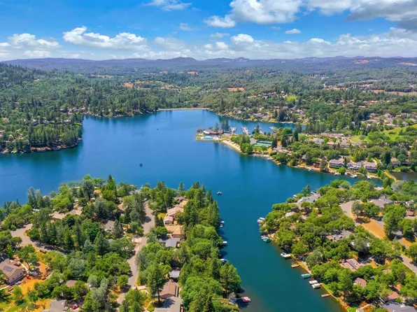 23944 Oakmont Way, Auburn, CA 95602