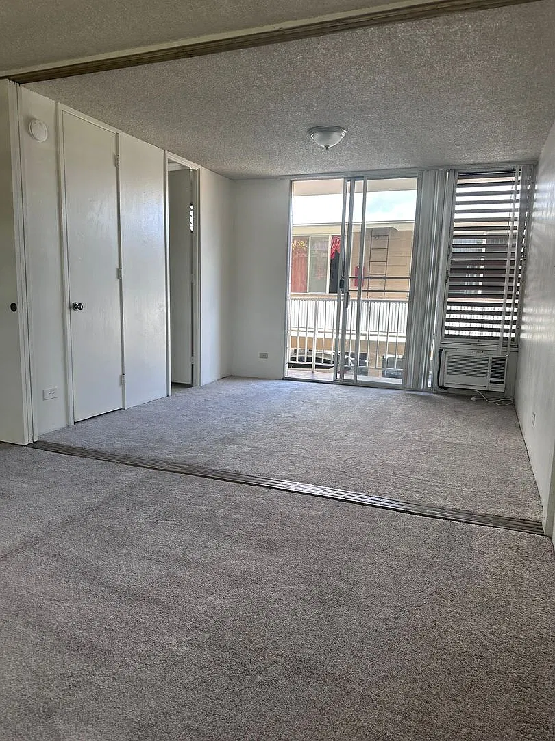 131J00- 1220 Matlock Avenue — Photo 2