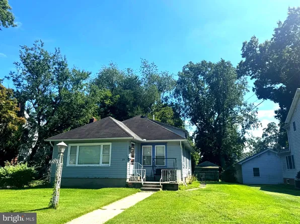 124 W Franklin Ave, Beverly, NJ 08010