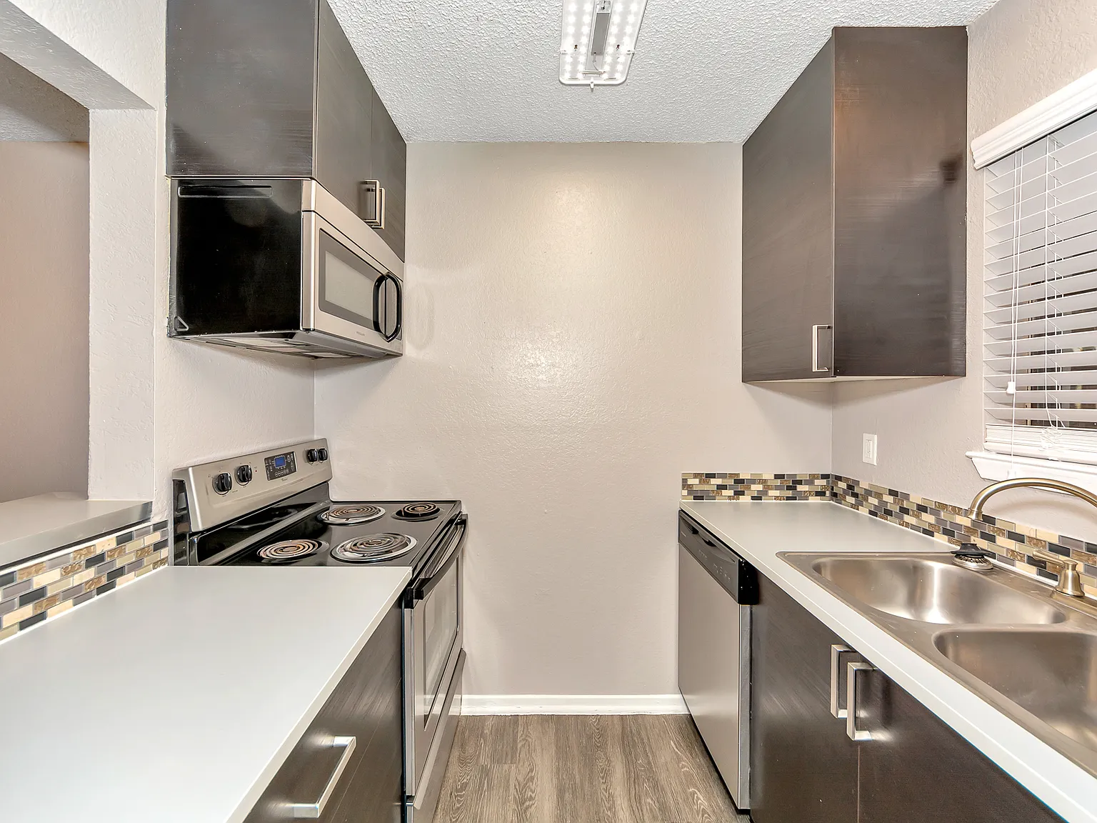 Hulen Park Place — Photo 2