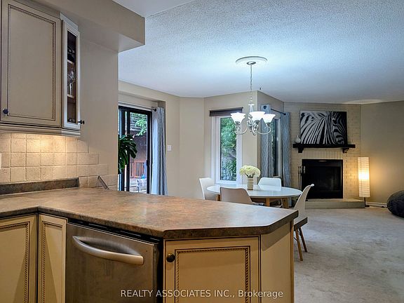 5th image of 3279 Charlebrook Ct