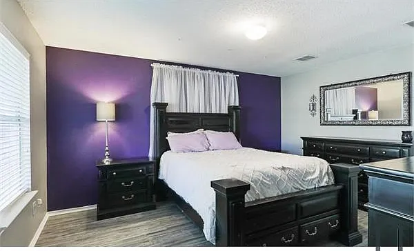 1109 Post Oak Trl — Photo 8