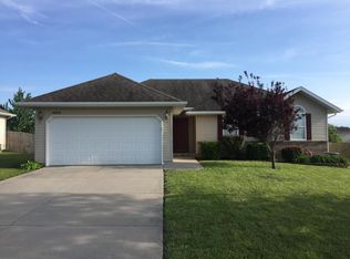 4084 W Linwood St, Springfield, MO 65807