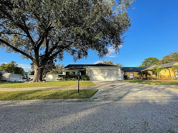 5th image of 1027 Alpug Ave