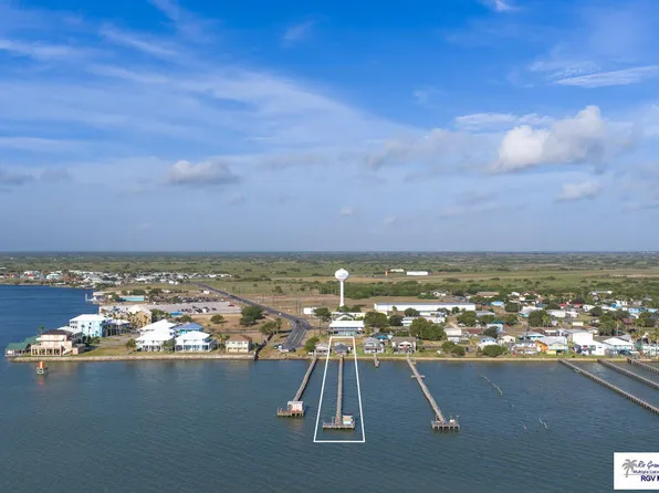 202 N Shore Dr, Port Mansfield, TX 78598