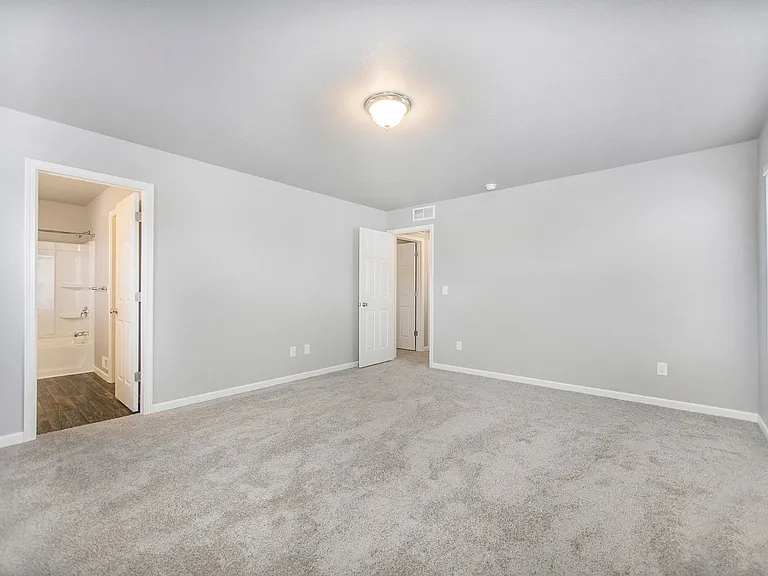 854 Winchester St — Photo 27