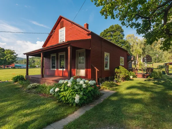 211 Main St, Shelburne, MA 01370
