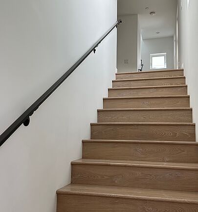 3rd image of 5226 Satsuma Ave