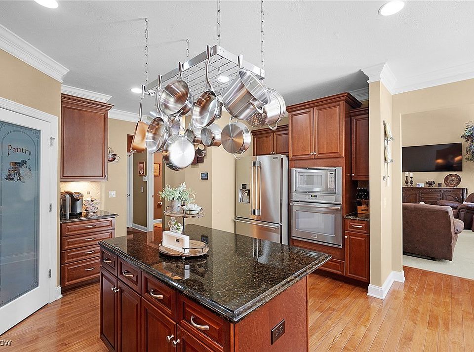 6468 Torington Dr, Medina, OH 44256 | Zillow