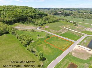17 Woods, Ontario, WI 54651